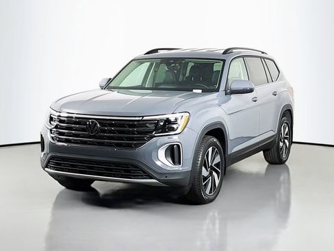 New 2026 Volkswagen Atlas SE image 3
