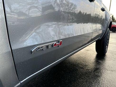 New 2026 GMC Canyon AT4 AWD/4WD image 32