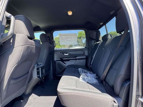 New 2026 RAM 1500 Express AWD/4WD image 22