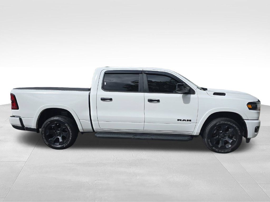 Used 2025 RAM 1500 Big Horn AWD/4WD image 7