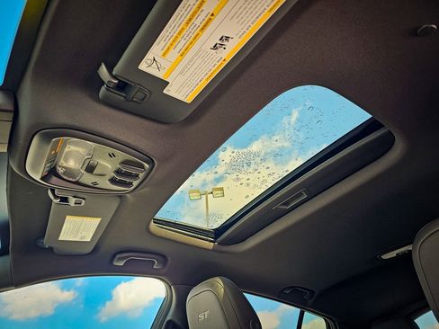 New 2026 Buick Envista Sport Touring image 15