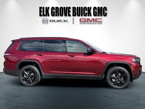Used 2024 Jeep Grand Cherokee L Altitude AWD/4WD image 3