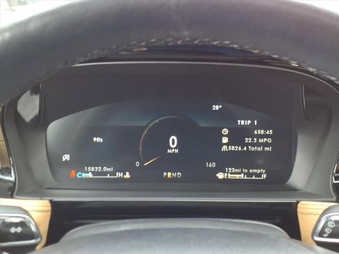 Certified 2022 Lincoln Corsair Reserve w/ Elements Package image 25