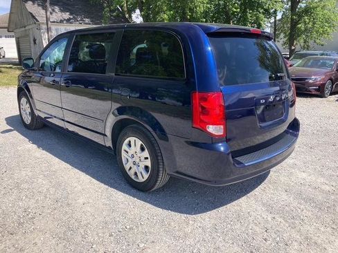 Used 2016 Dodge Grand Caravan SE w/ Quick Order Package 29E SE FWD image 4