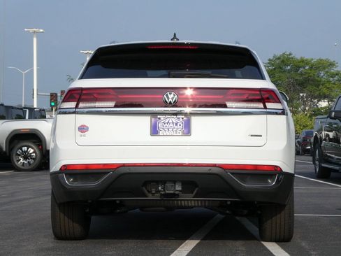 New 2025 Volkswagen Atlas Cross Sport SE AWD/4WD image 22