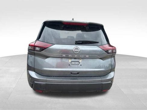 Used 2025 Nissan Rogue SV AWD/4WD image 5
