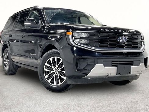Used 2025 Ford Expedition Platinum AWD/4WD image 1