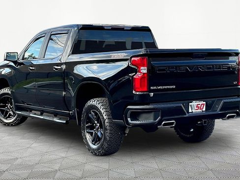 Used 2019 Chevrolet Silverado 1500 LT Trail Boss w/ Bed Protection Package AWD/4WD image 4