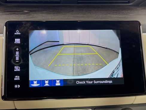 Used 2018 Honda Clarity Plug-In Hybrid image 13