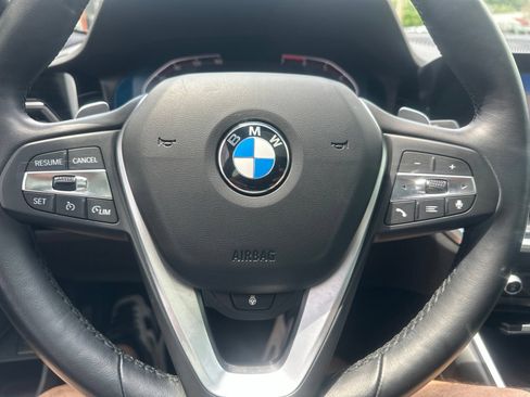 Used 2022 BMW 330i xDrive Sedan AWD/4WD image 25