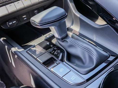 New 2025 Hyundai Elantra SEL image 22