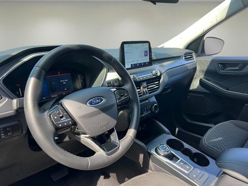 Used 2023 Ford Escape Active image 10
