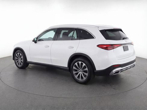 Used 2024 Mercedes-Benz GLC 300 4MATIC image 6