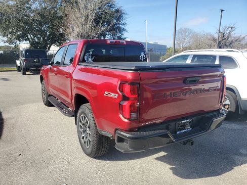 Used 2025 Chevrolet Colorado Z71 w/ Technology Package image 3