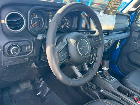 New 2026 Jeep Gladiator Sport AWD/4WD image 14