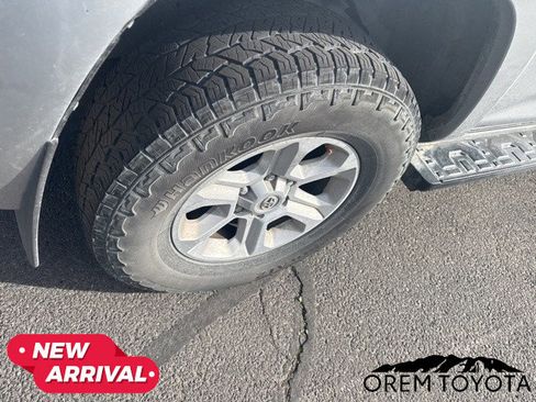 Used 2021 Toyota 4Runner SR5 image 7