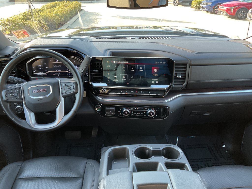 Used 2025 GMC Sierra 1500 SLT AWD/4WD image 20