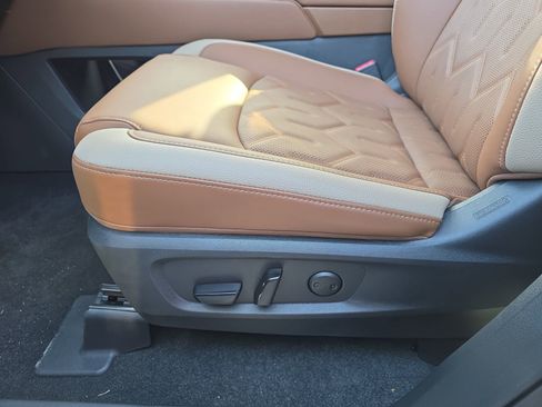 New 2026 Nissan Pathfinder Platinum w/ Cargo Package AWD/4WD image 27