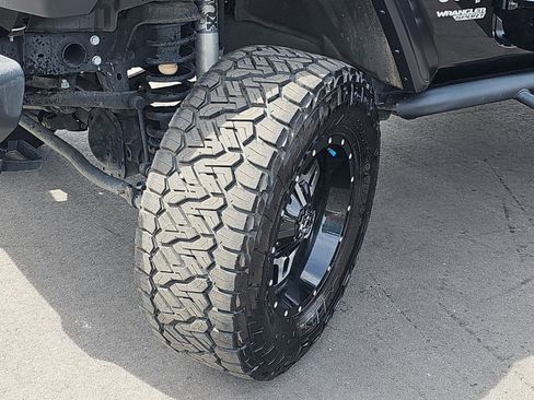 Used 2020 Jeep Wrangler Sport image 34