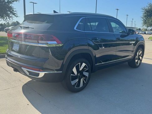 New 2026 Volkswagen Atlas Cross Sport SEL image 5