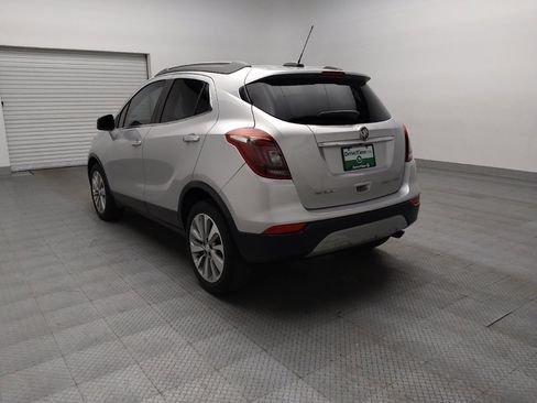 Used 2018 Buick Encore Preferred FWD image 5