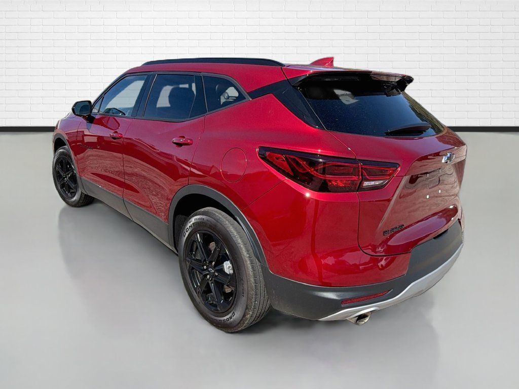 Used 2023 Chevrolet Blazer LT w/ Convenience Package FWD image 7