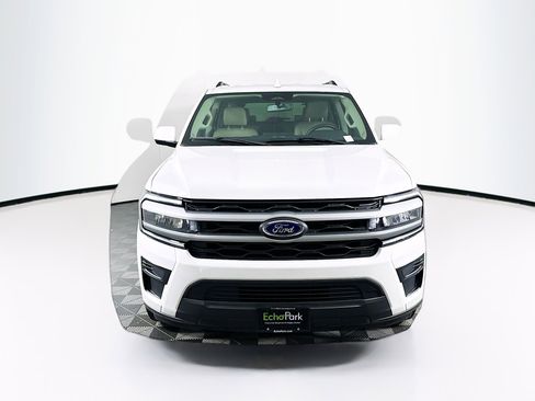 Used 2022 Ford Expedition Max XLT RWD image 2