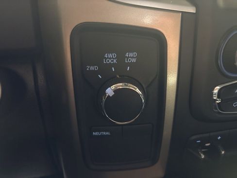 Used 2013 RAM 2500 Big Horn image 19