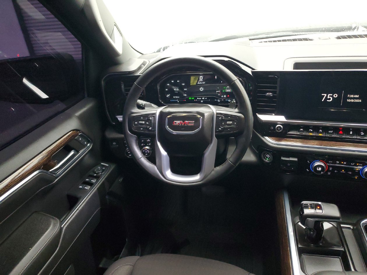 Used 2024 GMC Sierra 1500 Elevation w/ Preferred Package AWD/4WD image 13