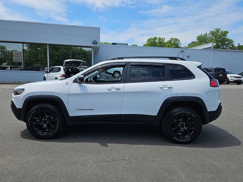 Used 2022 Jeep Cherokee Trailhawk w/ Comfort/Convenience Group AWD/4WD image 4