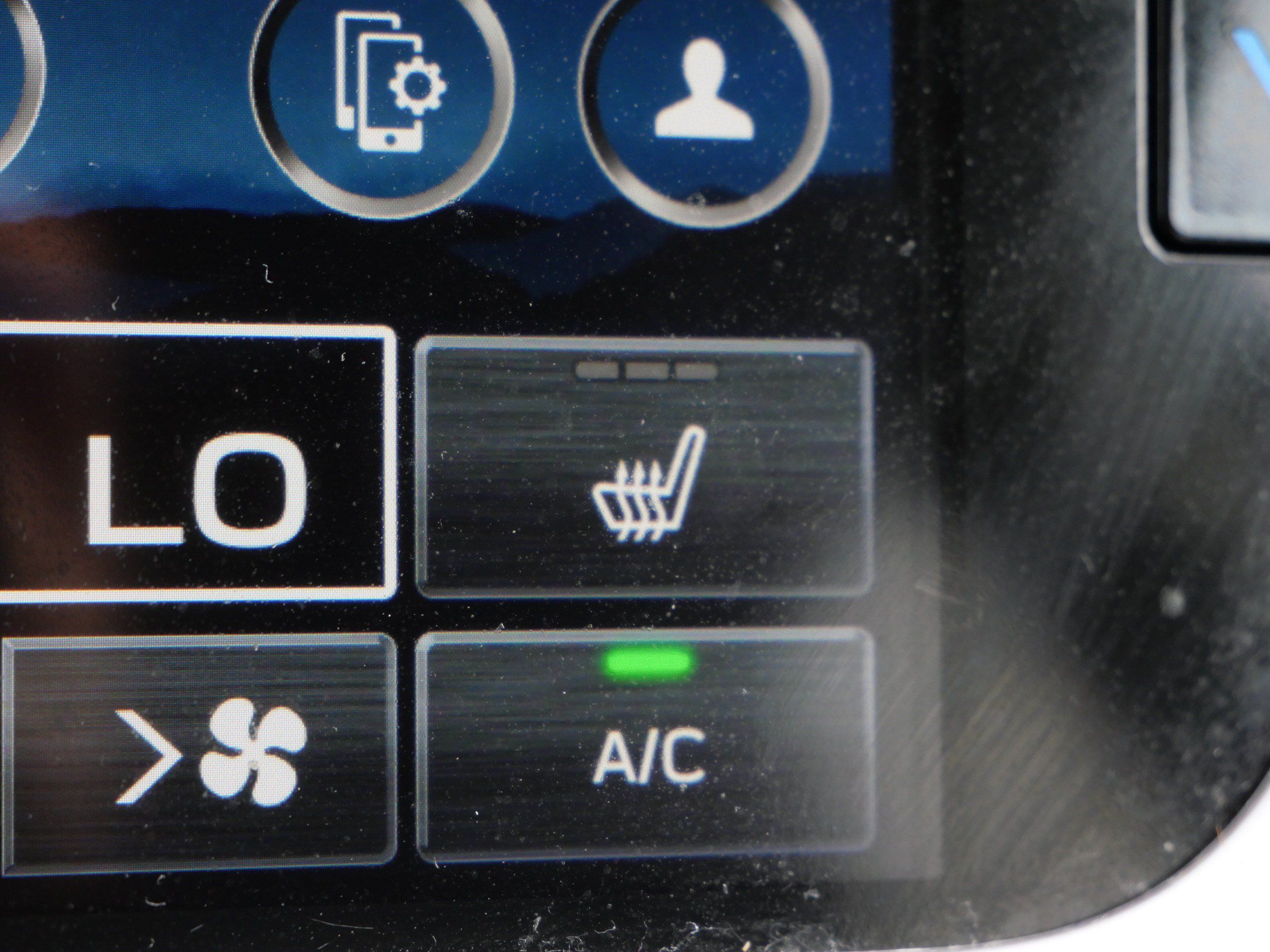 Used 2023 Subaru Outback Premium AWD/4WD image 31