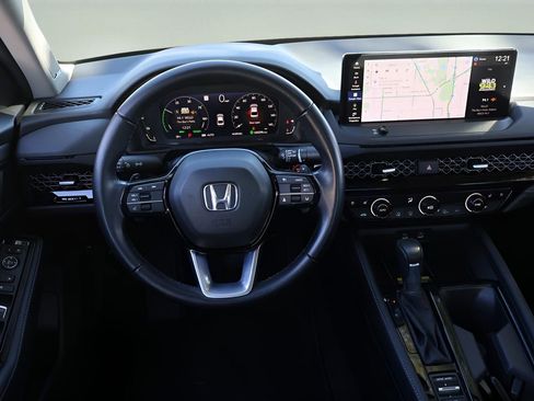 Used 2024 Honda Accord Touring image 16