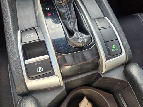 Used 2019 Honda Civic Sport image 21