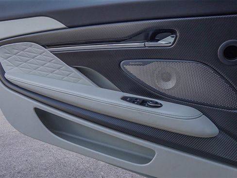 New 2026 Aston Martin DB12 Convertible image 32