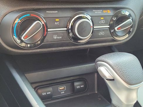 Used 2024 Kia Soul LX w/ Option Group 015 image 29