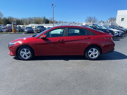 Certified 2023 Hyundai Elantra SE w/ Cargo Package image 7
