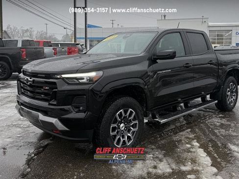 Used 2024 Chevrolet Colorado Z71 w/ Advanced Trailering Package image 1