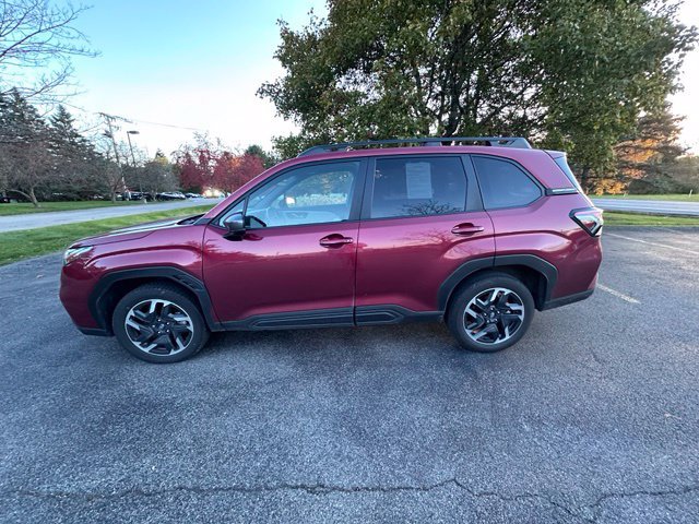Used 2025 Subaru Forester Limited AWD/4WD image 6