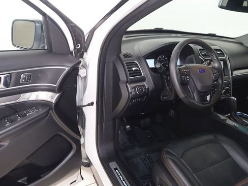 Used 2017 Ford Explorer Sport w/ Equipment Group 401A AWD/4WD image 50