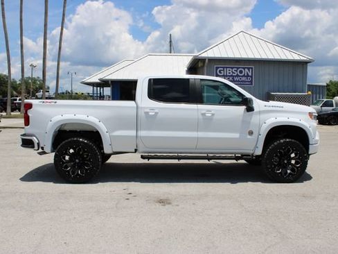 Used 2025 Chevrolet Silverado 1500 RST AWD/4WD image 13