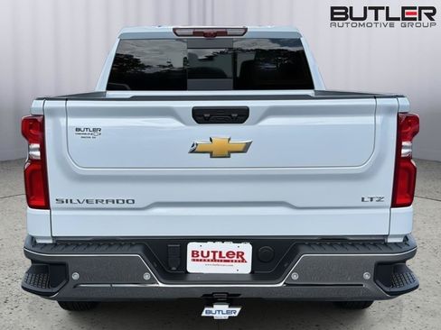 New 2026 Chevrolet Silverado 1500 LTZ w/ LTZ Premium Package AWD/4WD image 5