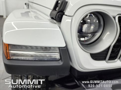 New 2026 Jeep Wrangler Sahara image 21