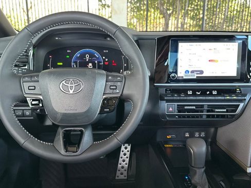 New 2026 Toyota Camry SE image 17