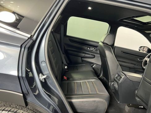 Used 2025 Honda CR-V Sport-L image 28