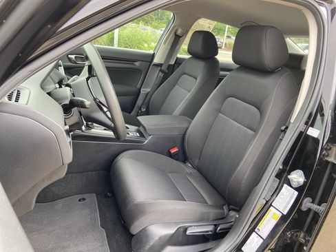 Used 2025 Honda Civic LX image 18