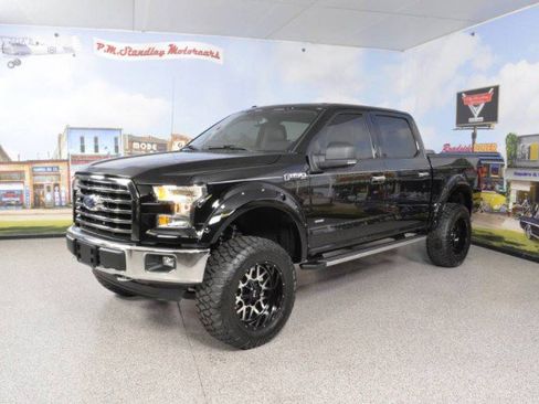 Used 2011 Mercedes-Benz CL 550 4MATIC image 35