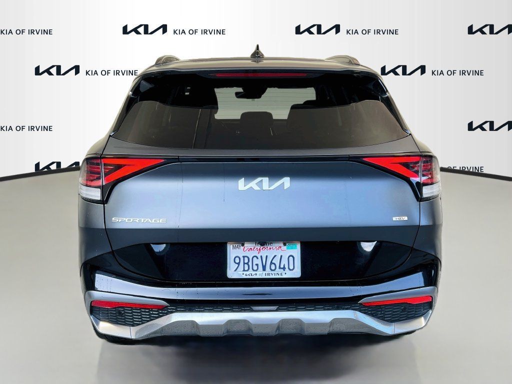 Certified 2023 Kia Sportage SX Prestige AWD/4WD image 8