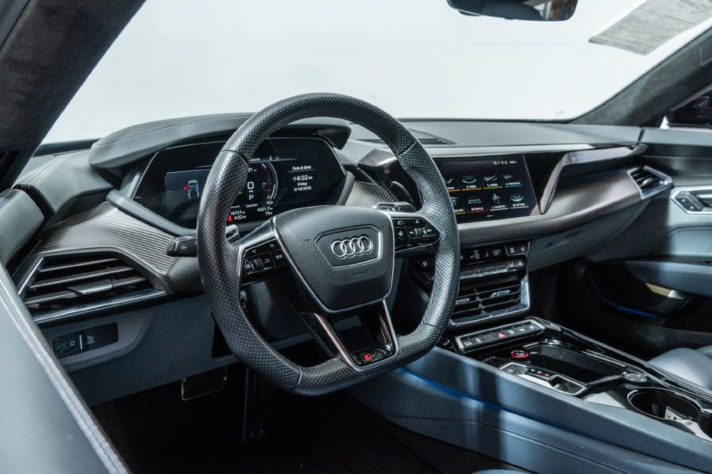 Used 2023 Audi RS e-tron GT w/ Carbon Performance Package AWD/4WD image 4