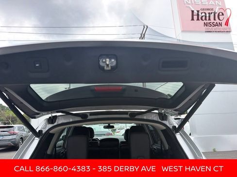 Used 2020 Nissan Pathfinder SL AWD/4WD image 26