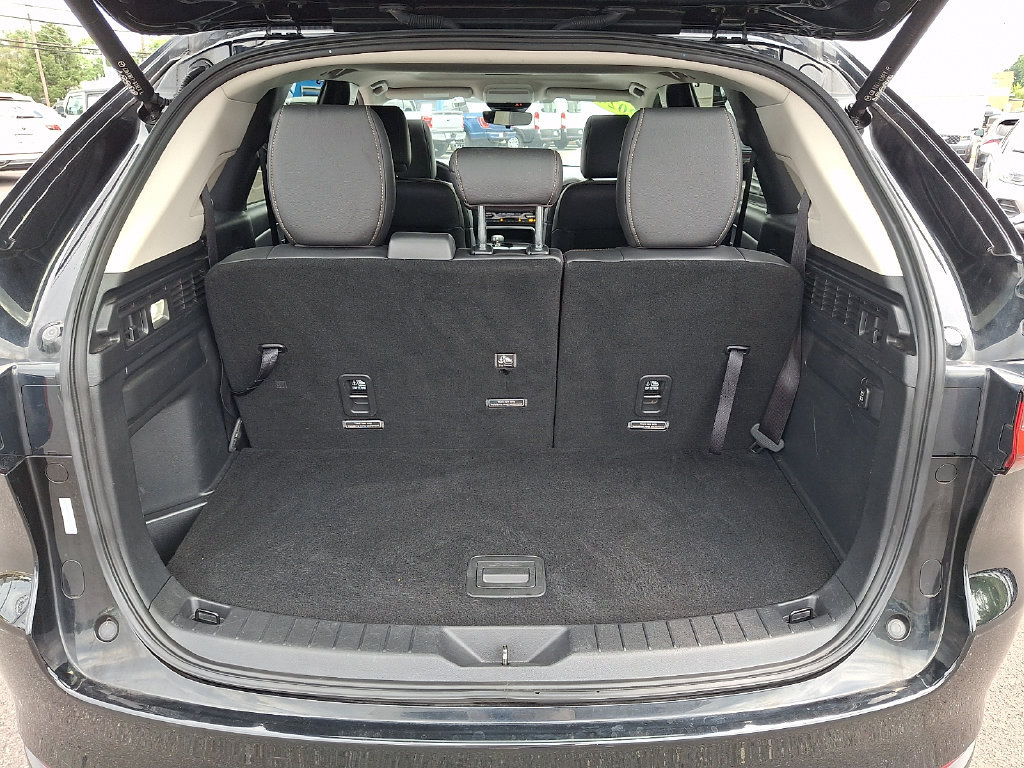 Used 2024 MAZDA CX-90 3.3 Turbo w/ Preferred Package AWD/4WD image 30